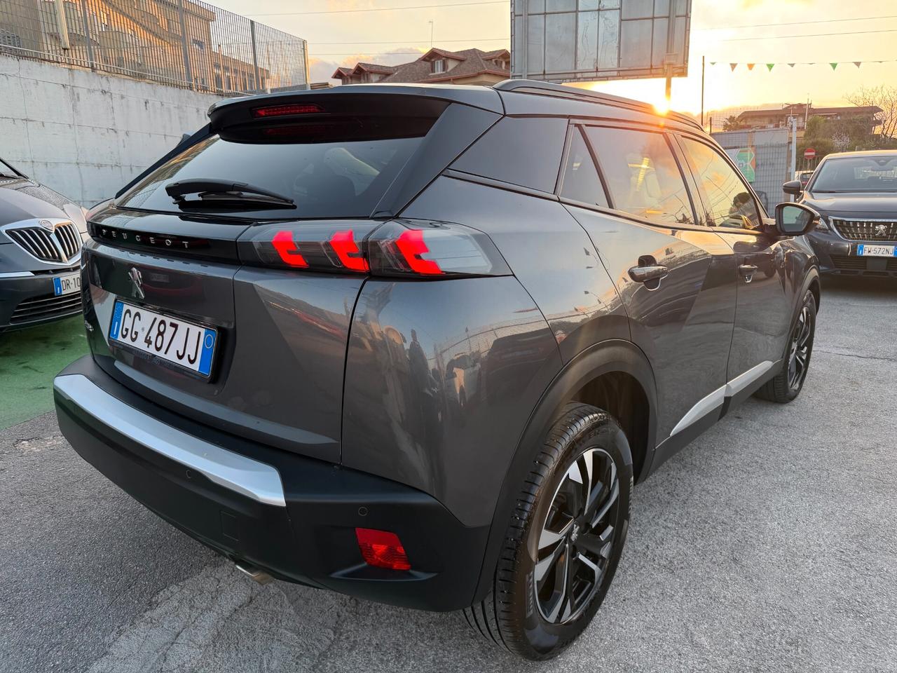 Peugeot 2008 BlueHDi 130 S&S EAT8 Allure Pack