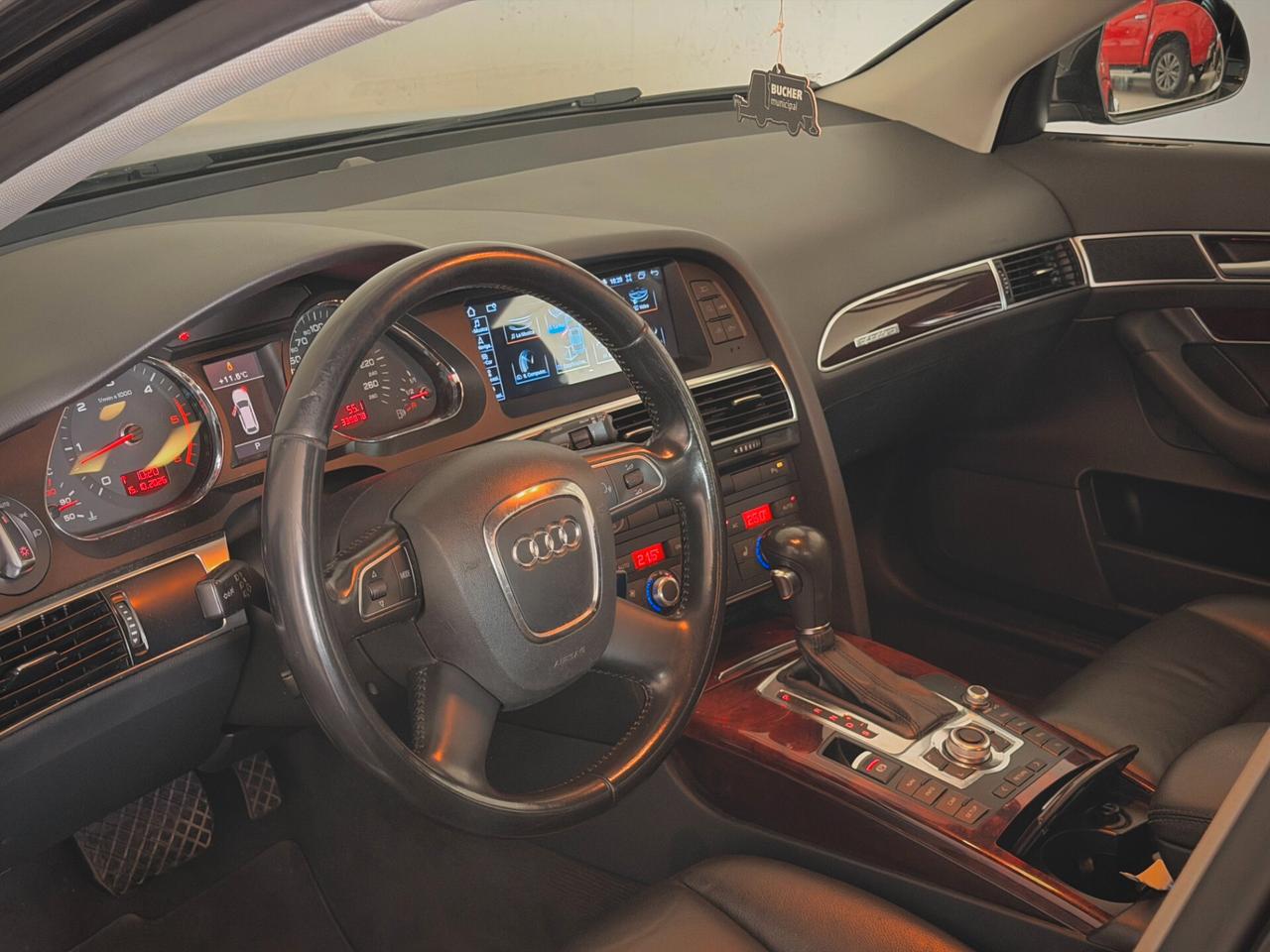 Audi A6 Avant 3.0 V6 TDI 240 CV QUATTRO - GANCIO A TRAINO
