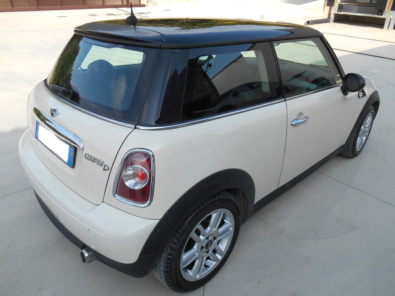 Mini Mini 1.6 16V Cooper D OK NEPATENTATI