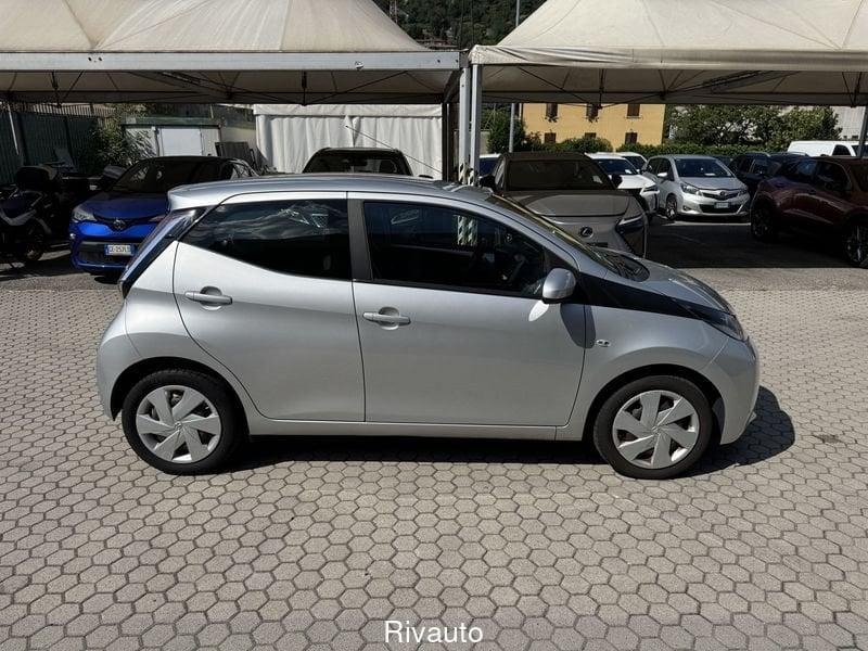 Toyota Aygo Aygo 1.0 VVT-i 69 CV 5 porte x-play TSS