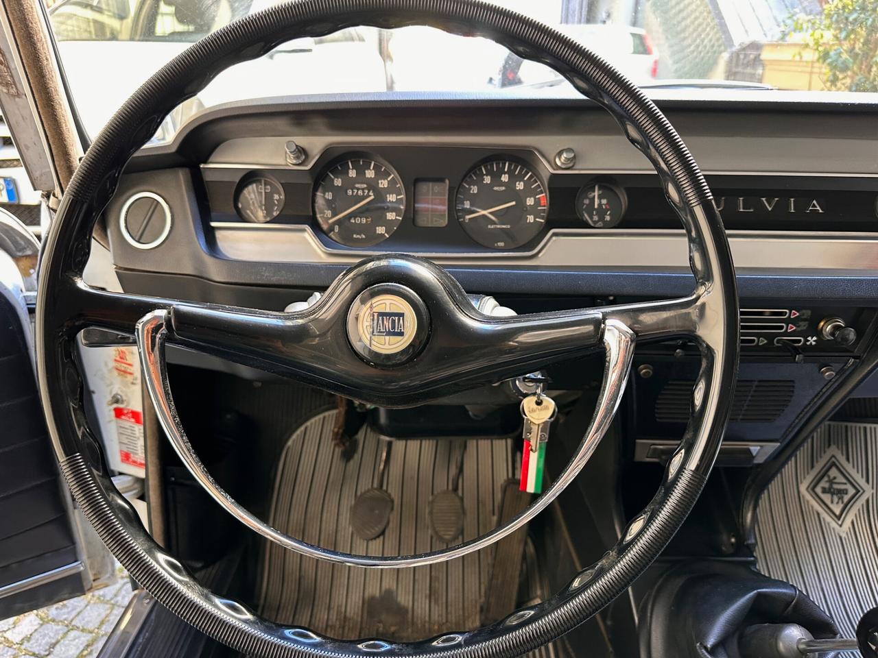 Lancia Fulvia 2 SERIE (INTERNI in PELLE)