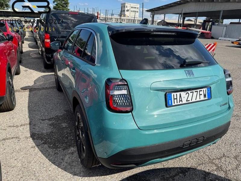 FIAT 600 1.2 Hybrid 145cv La Prima