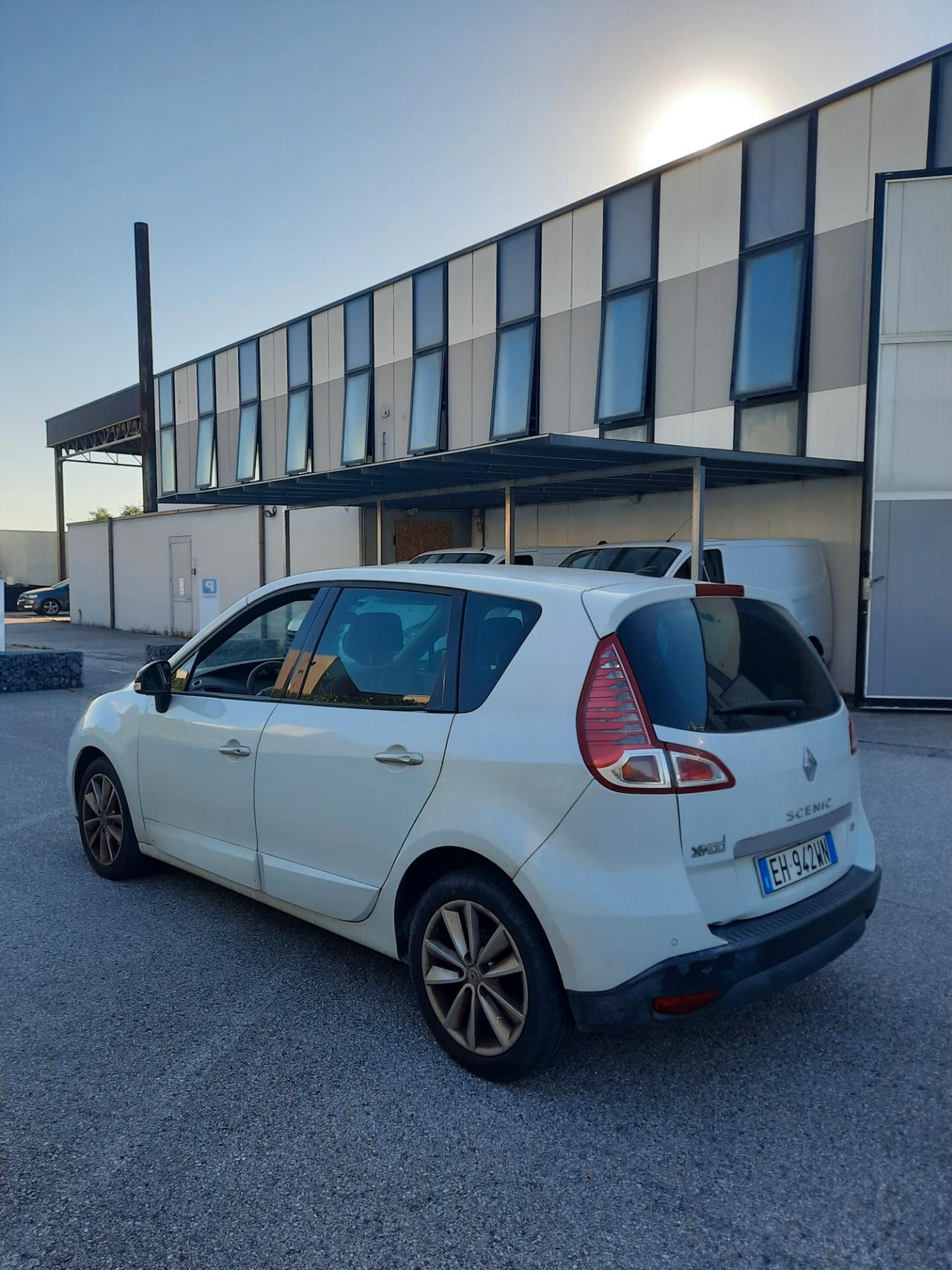 Renault Scenic Scénic X-Mod 1.5 dCi 110CV Luxe