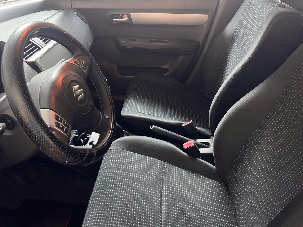Suzuki Swift 1.3 5p. GL Plus Si Neopatentati