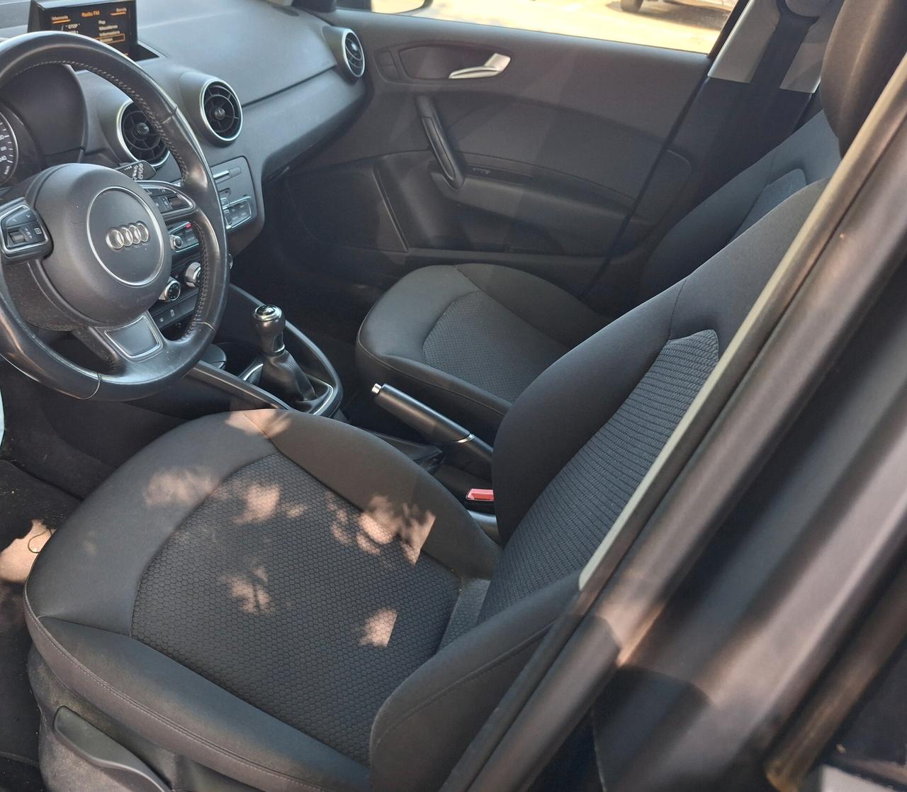 Audi A1 1.0 TFSI ultra S LINE 45.000km