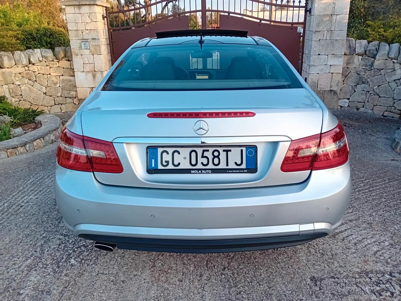 Mercedes-benz E 220 CDI coupé Avantgarde AMG