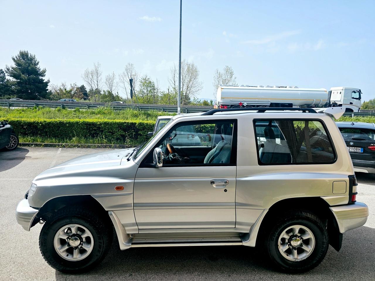 Mitsubishi Pajero 2.5 TDI Wagon S.S. GLS due proprietari