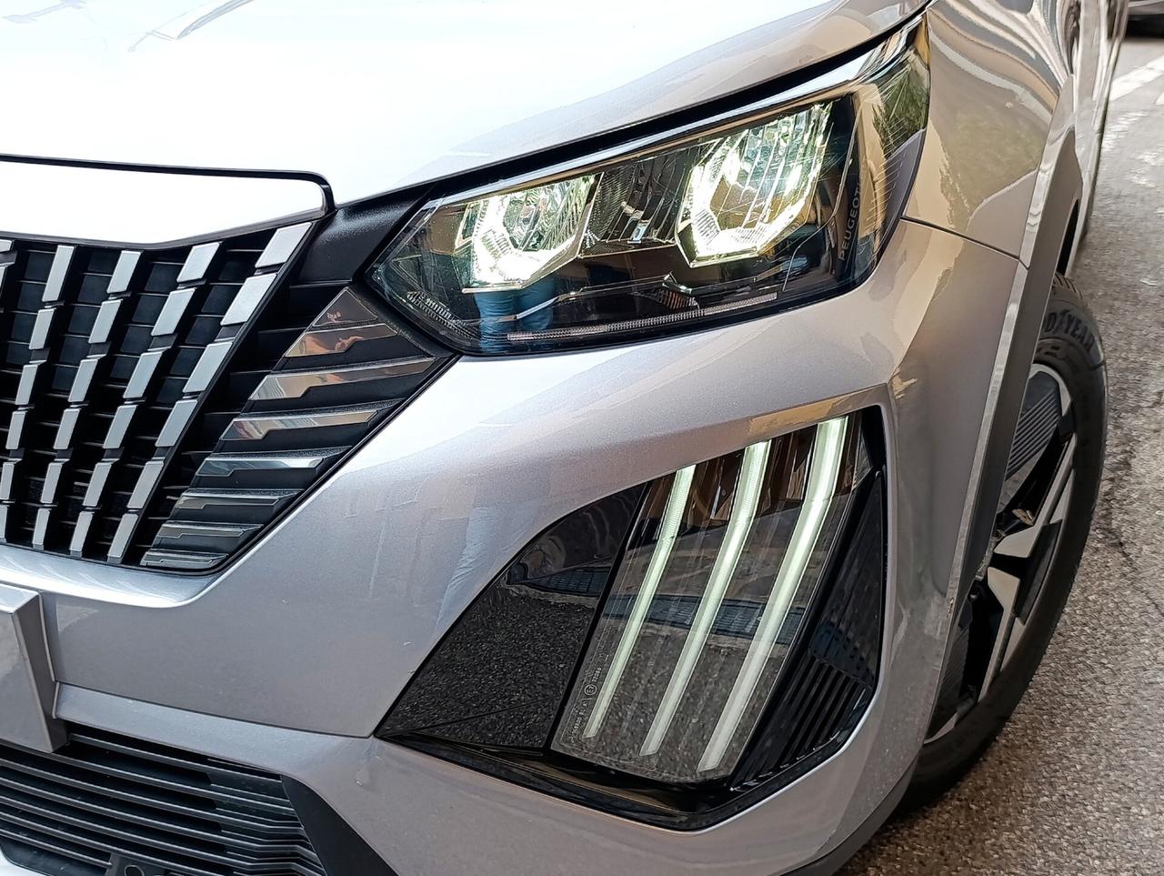 Peugeot 2008 PureTech 130 S&S EAT8 Allure
