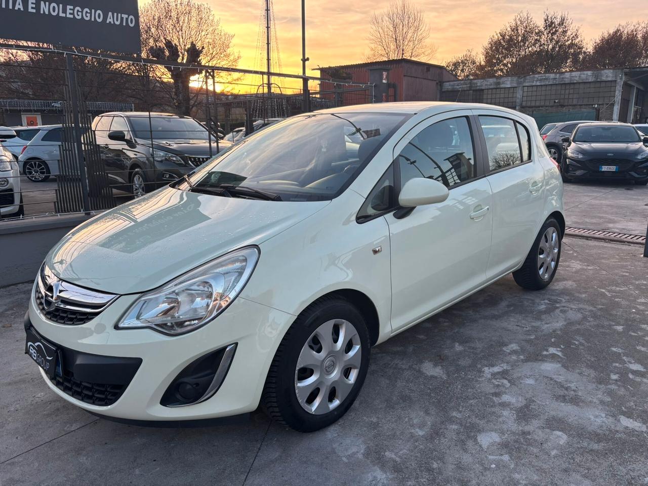 Opel Corsa 1.2 5 porte Cosmo