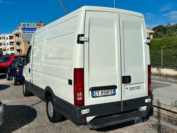 Iveco daily 85kw diesel tetto alto passo lungo