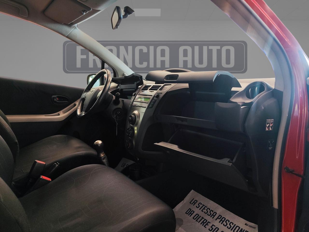 Toyota Yaris 1.0 5 porte -SOLO 111.000 KM!-