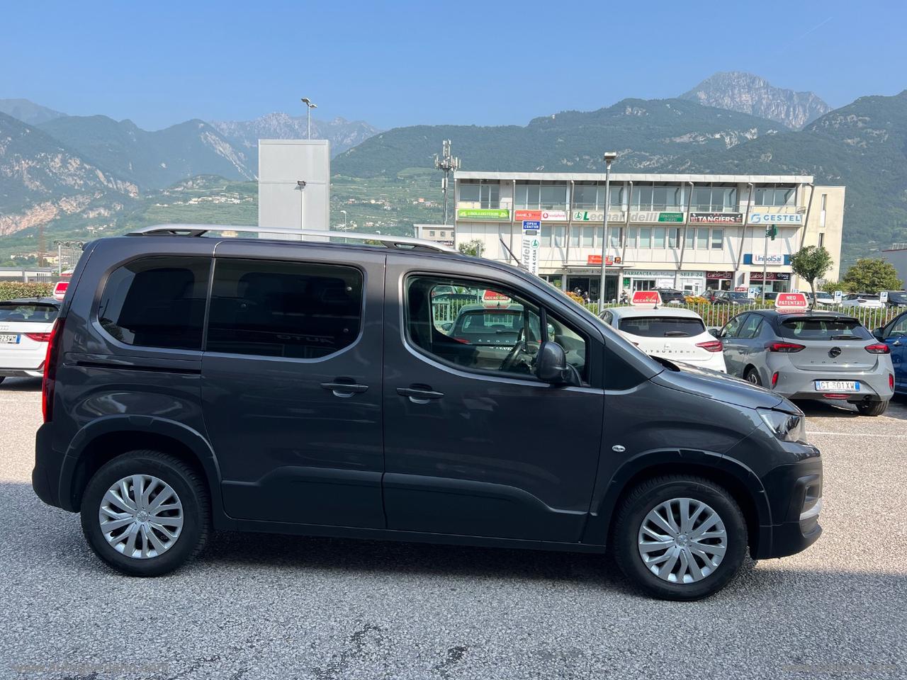 PEUGEOT Rifter BlueHDi 100 Active Standard