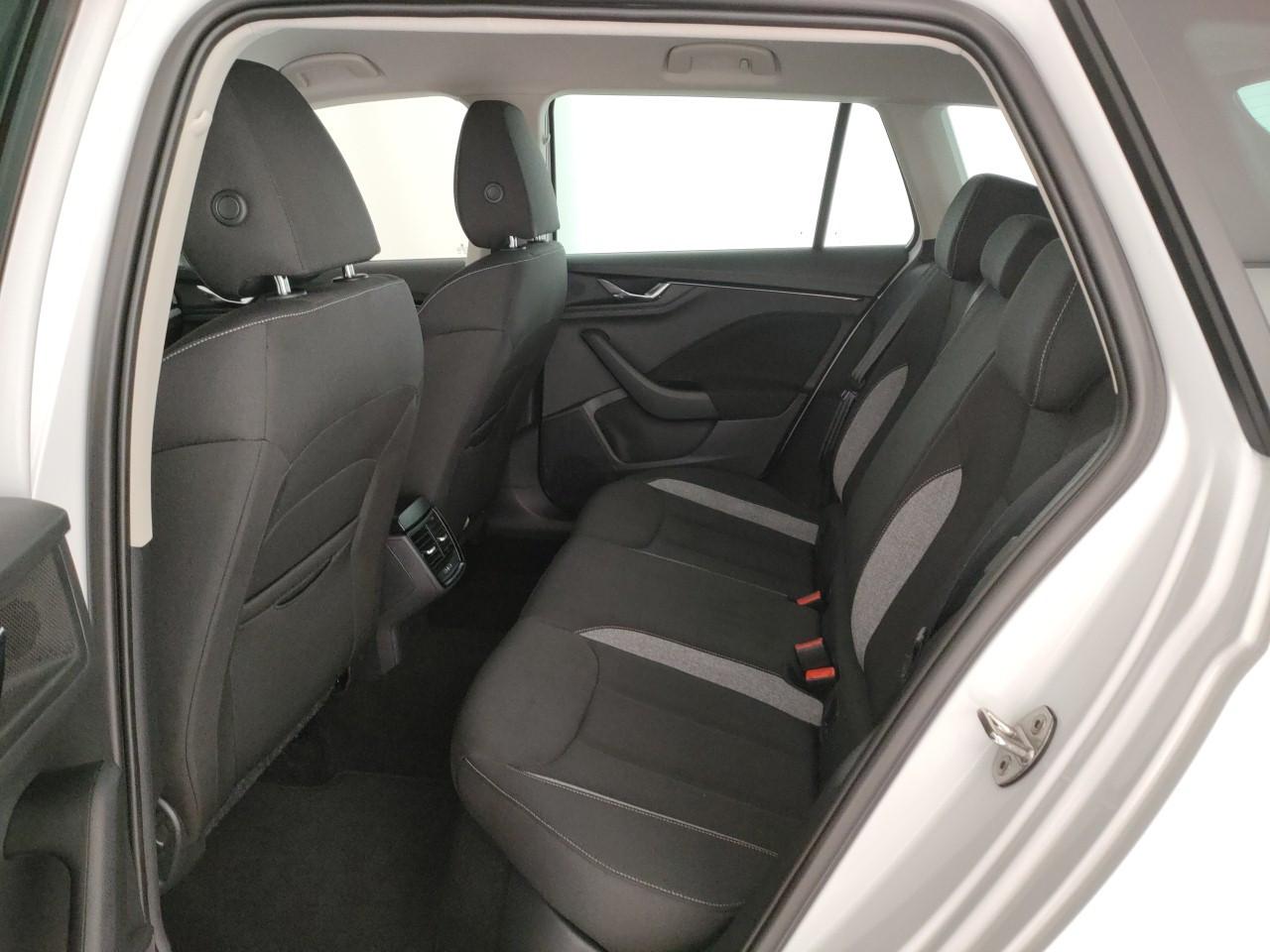 SKODA Kamiq 1.0 tsi Black Dots 115cv