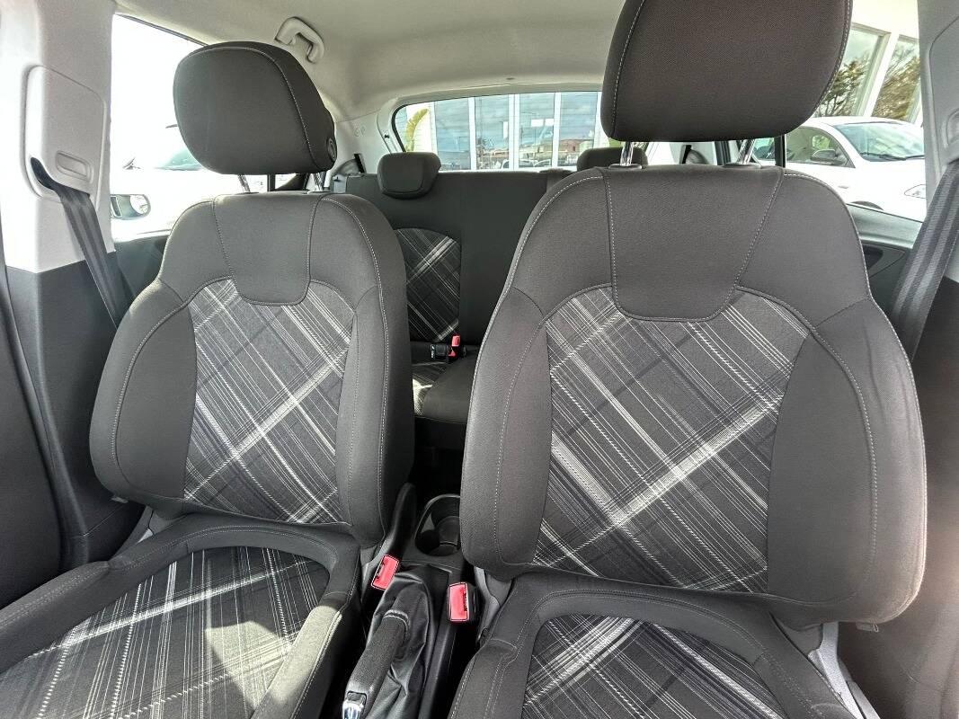 Opel Corsa 1.4 b-Color Gpl 90cv 5p