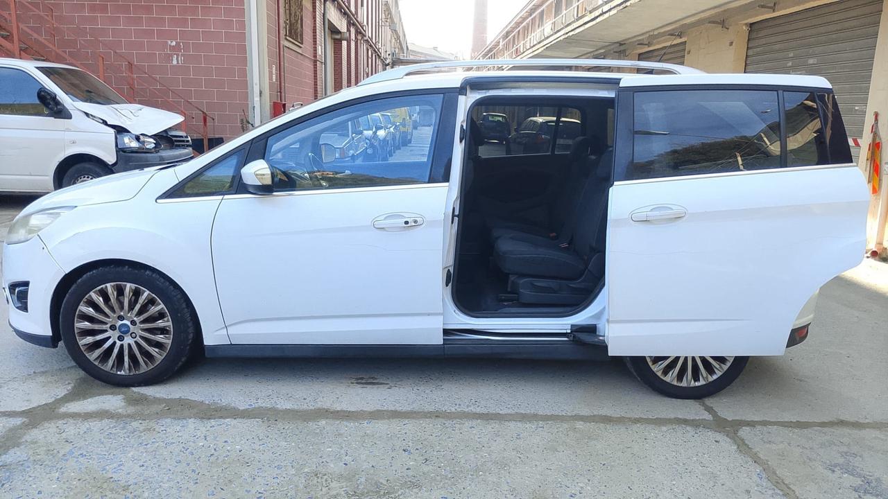 Ford C-Max7 posti 1.6 TDCi 115CV Titanium Business