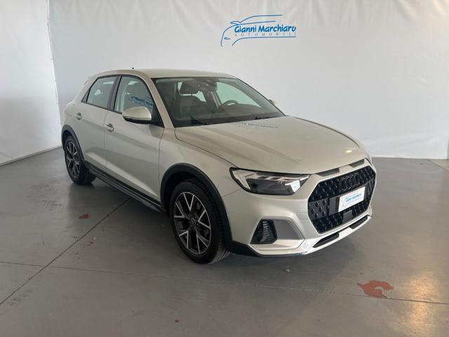 AUDI A1 allstreet citycarver 35 TFSI S tronic ADMIRED