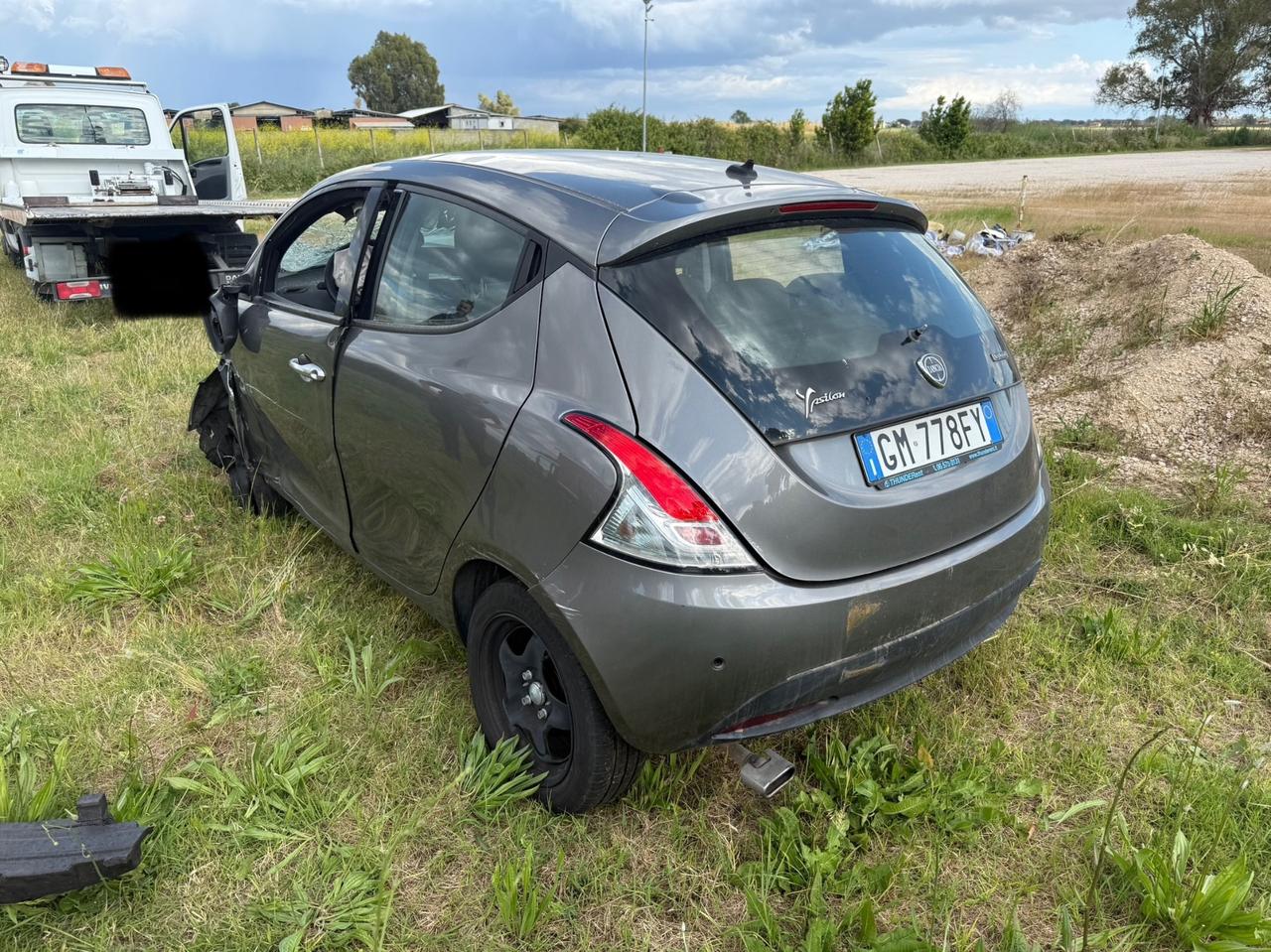 Lancia Ypsilon 1.0 FireFly 5 porte S&S Hybrid Gold