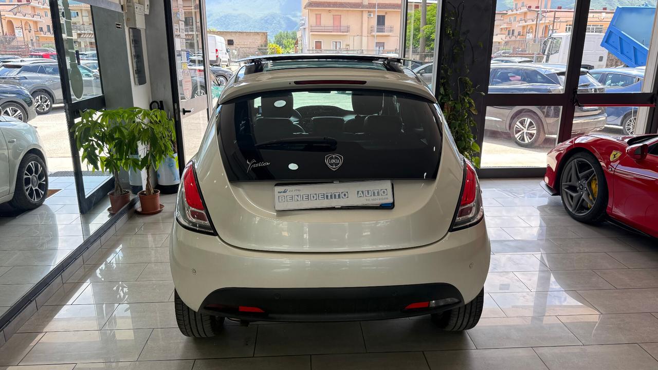 LANCIA YPSILON 1.3 MJT TETTO APRIBILE