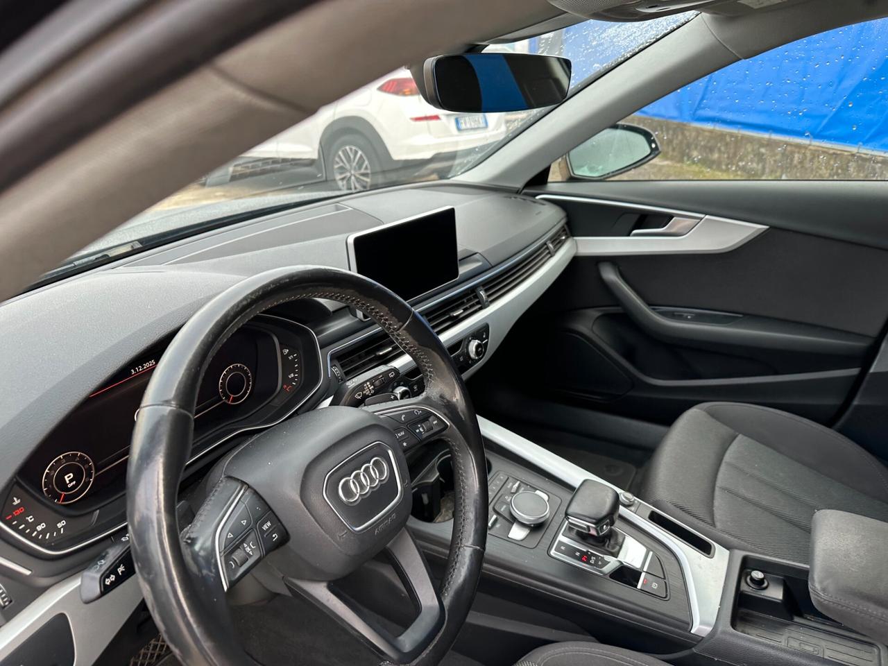 Audi A4 2.0 TDI 150 CV ultra Business Sport