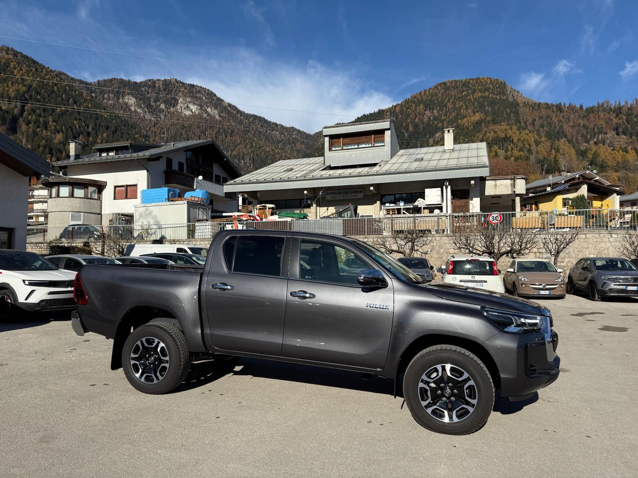 Toyota Hilux 2.8 D (204CV) A/T 4WD 4 porte Double Cab Executive