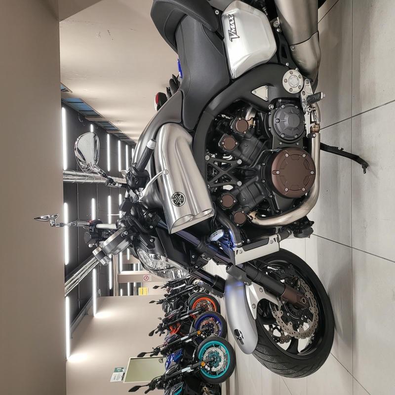 Yamaha VMAX - 2017