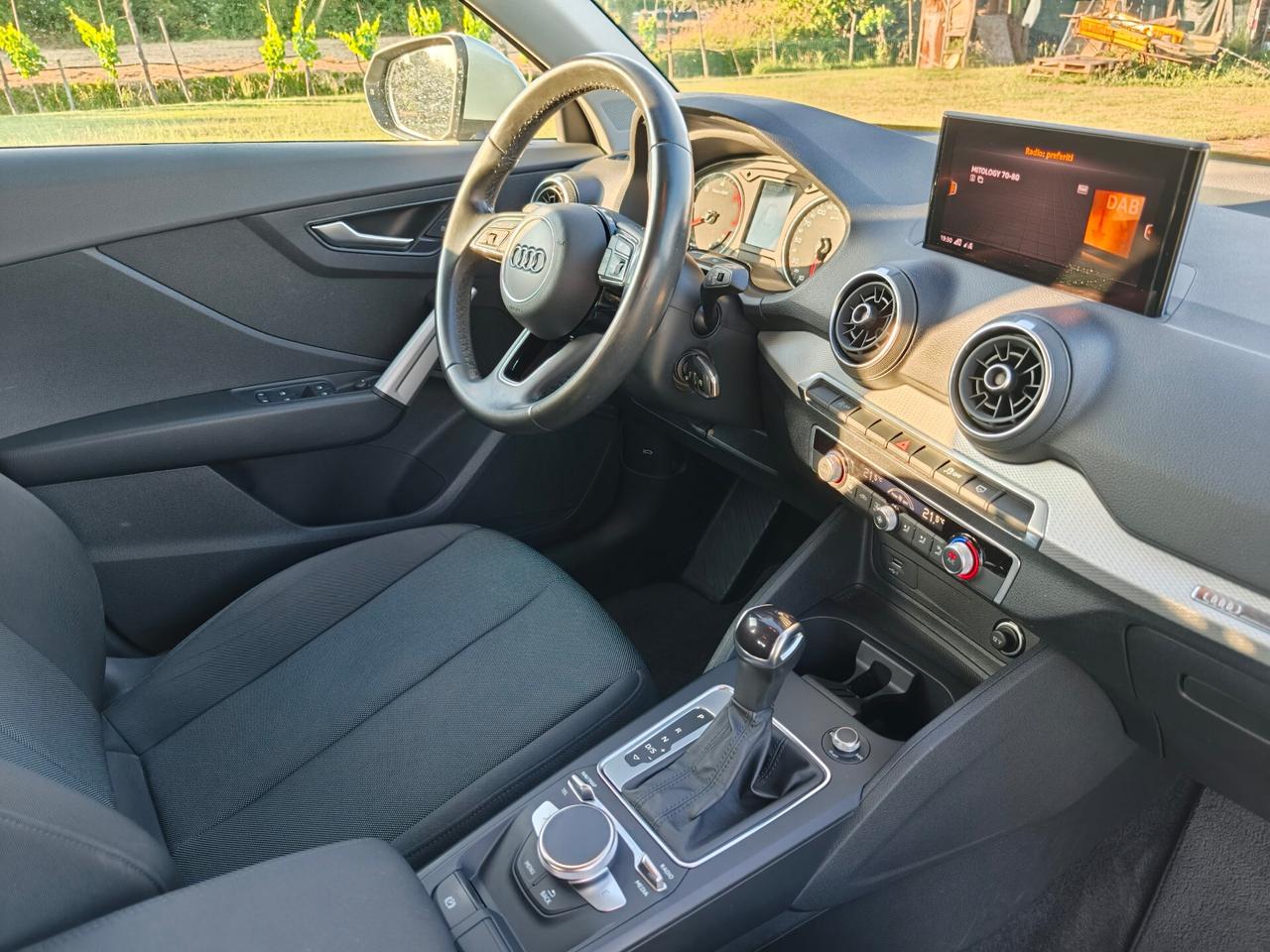 Audi Q2 35 TDI S tronic Business