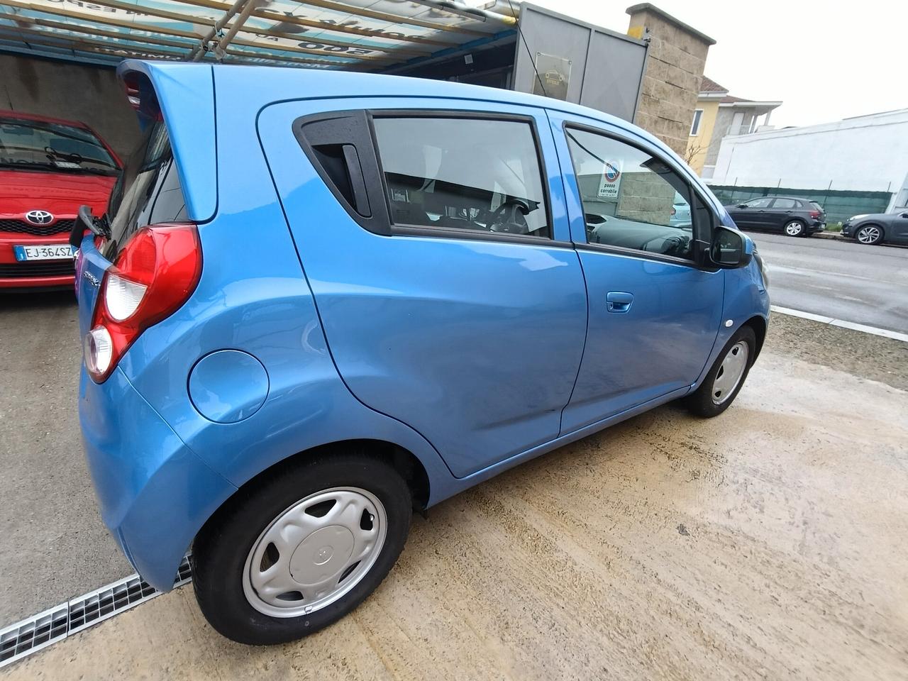 Chevrolet Spark 1.0 LT