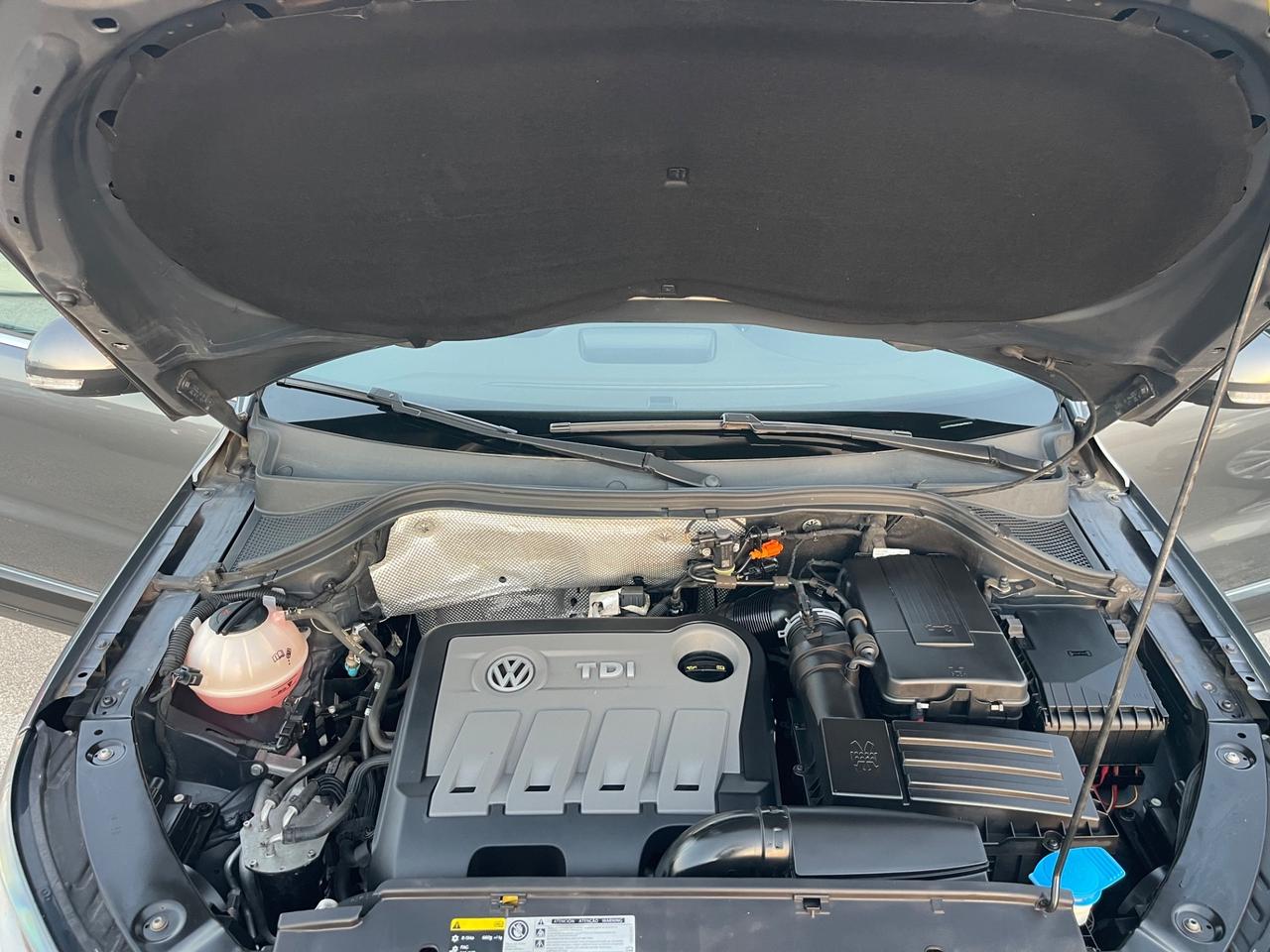 VOLKSWAGEN TIGUAN 2.0 TDI 140CV FULL NAVI MY14