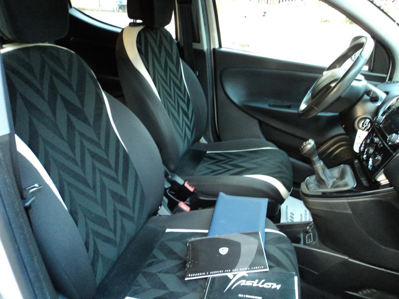 Lancia Ypsilon 1.3 MJT 16V 95 CV 5 porte S&S Gold