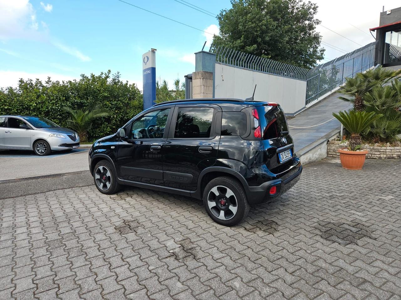 Fiat Panda 1.0 FireFly S&S Hybrid City Cross