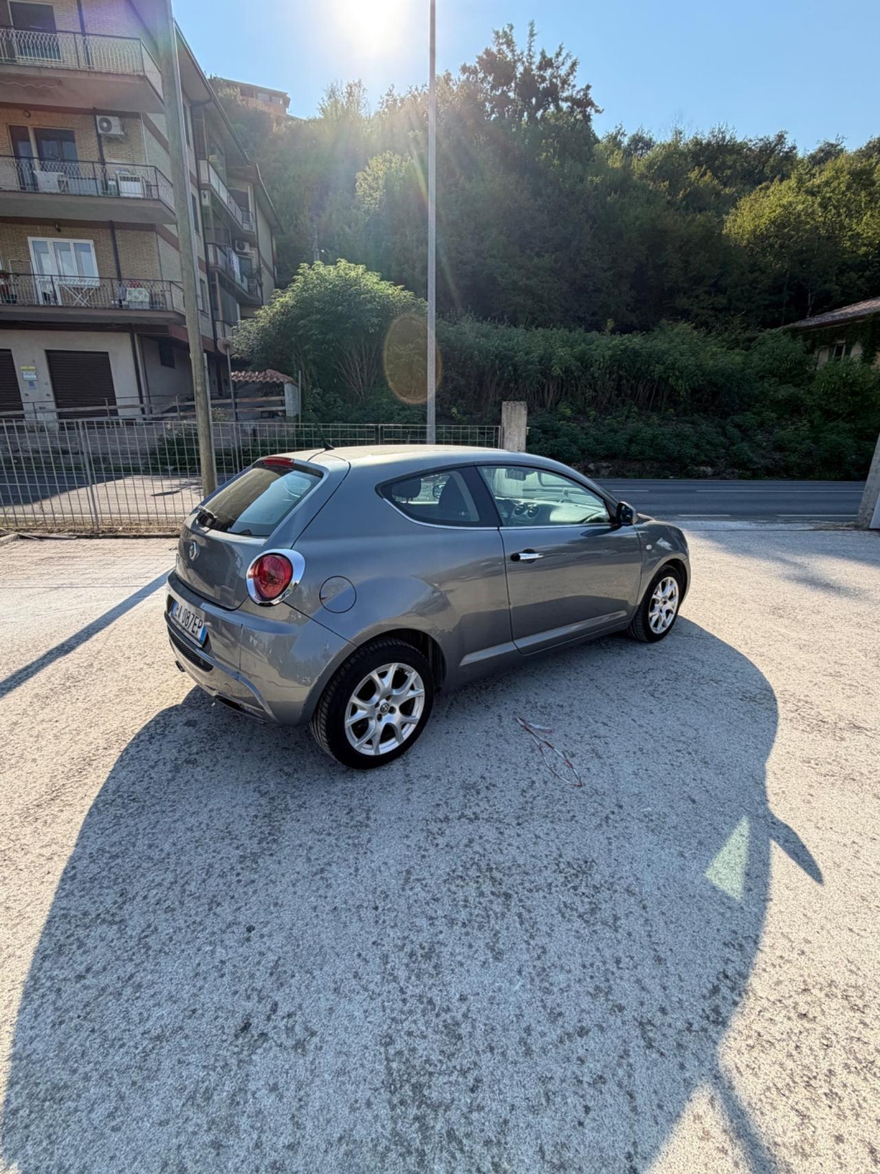 Alfa Romeo MiTo 1.4 105 CV M.air Distinctive Premium Pack