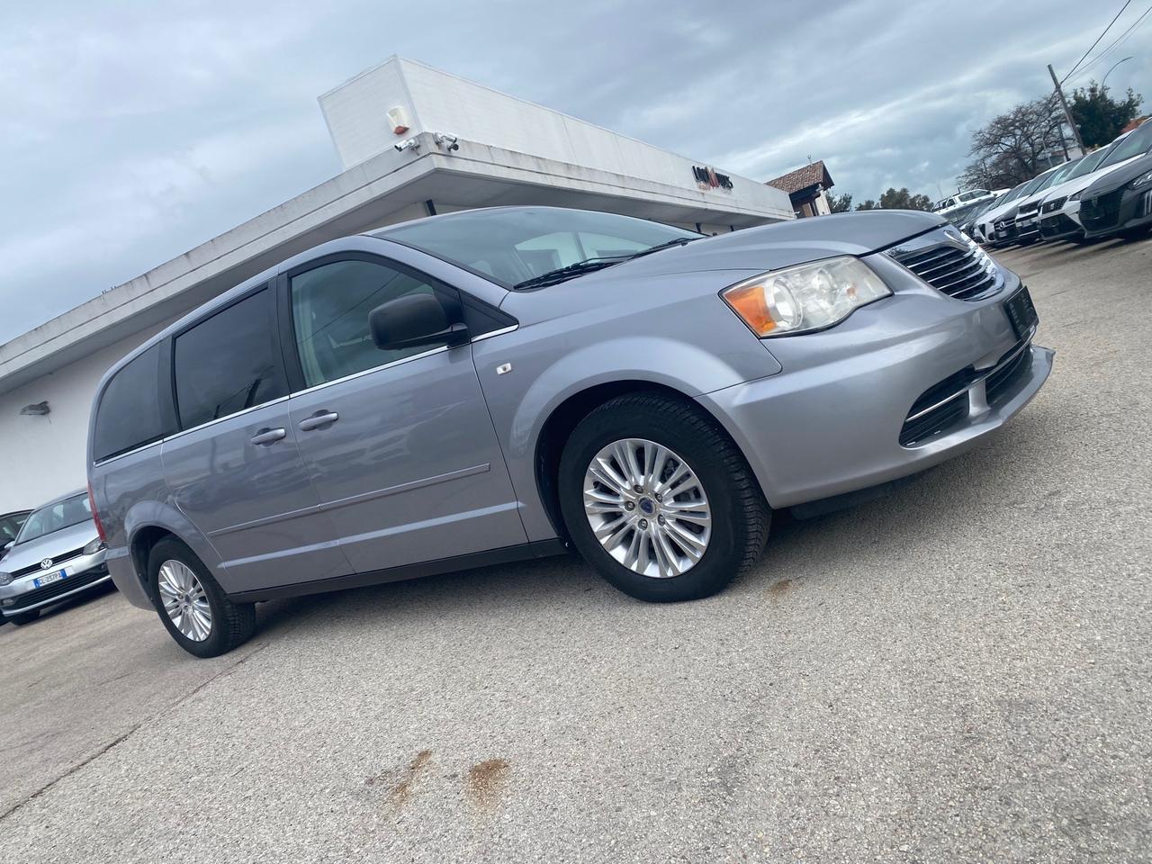 Lancia Voyager 2.8 Turbodiesel Silver 177 CV Auto