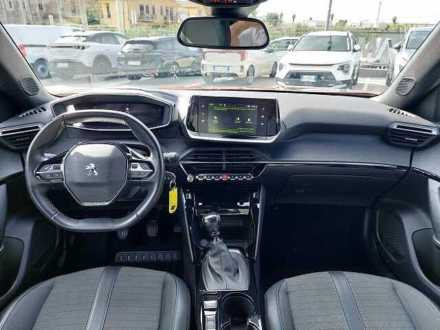 Peugeot 2008 PureTech 100 S&S Allure