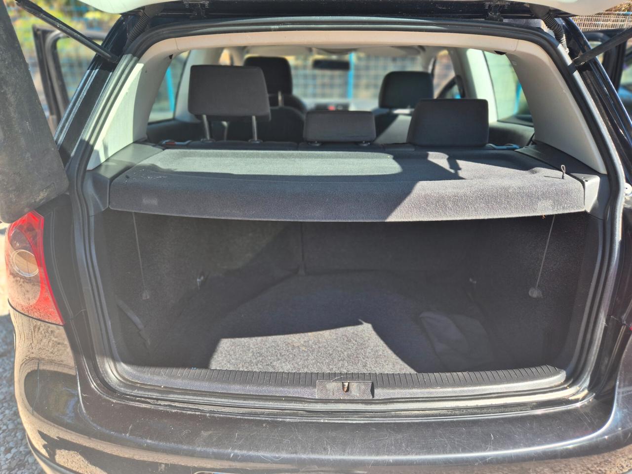 Volkswagen Golf 2.0 16V TDI 3p. Comfortline