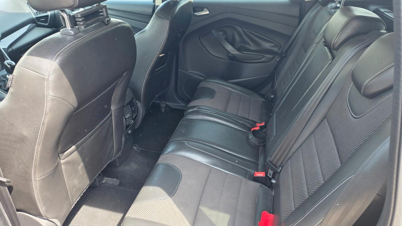 Ford Kuga 2.0 TDCI 120 CV S&S 2WD Titanium