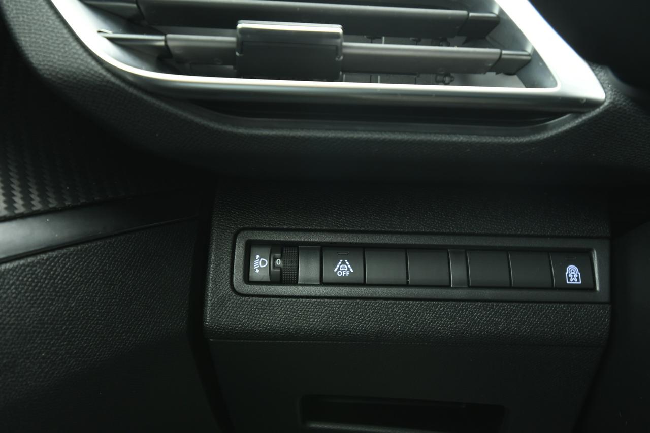 PEUGEOT 5008 1.5 bluehdi Allure s&s 130cv CAMERA+APP CONNECT