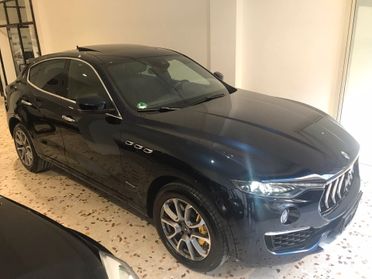 Maserati Levante V6 Diesel 275 CV AWD Granlusso