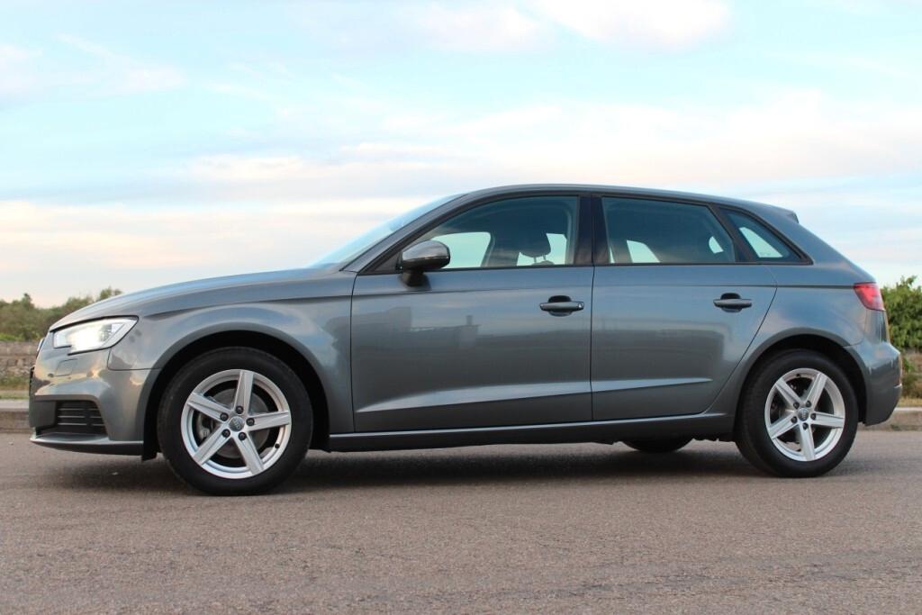 AUDI A3 5p Sportback 1.6 TDI 115 CV s-tronic *LED