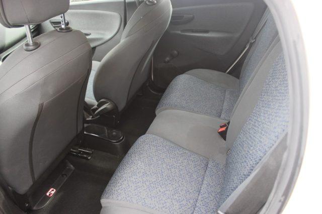 LANCIA Ypsilon 1.0 FireFly 5 porte S&S Hybrid Silver