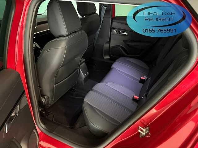 Peugeot 2008 PureTech 130 S&S EAT8 Allure