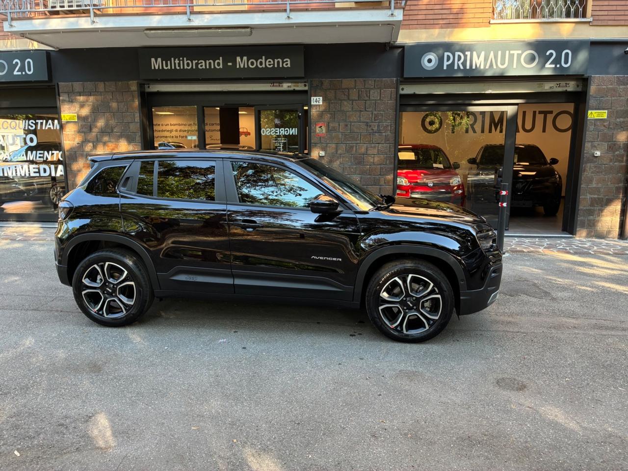 Jeep Avenger 1.2 Turbo 110 CV MHEV Summit