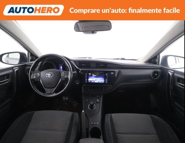 TOYOTA Auris Touring Sports 1.8 Hybrid Black Edition