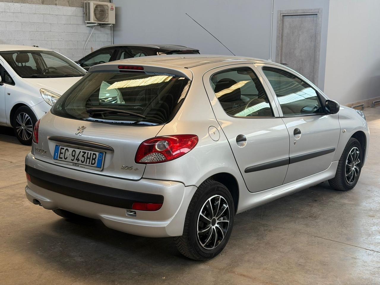 Peugeot 206 Plus 1.1 60CV 5p. Trendy