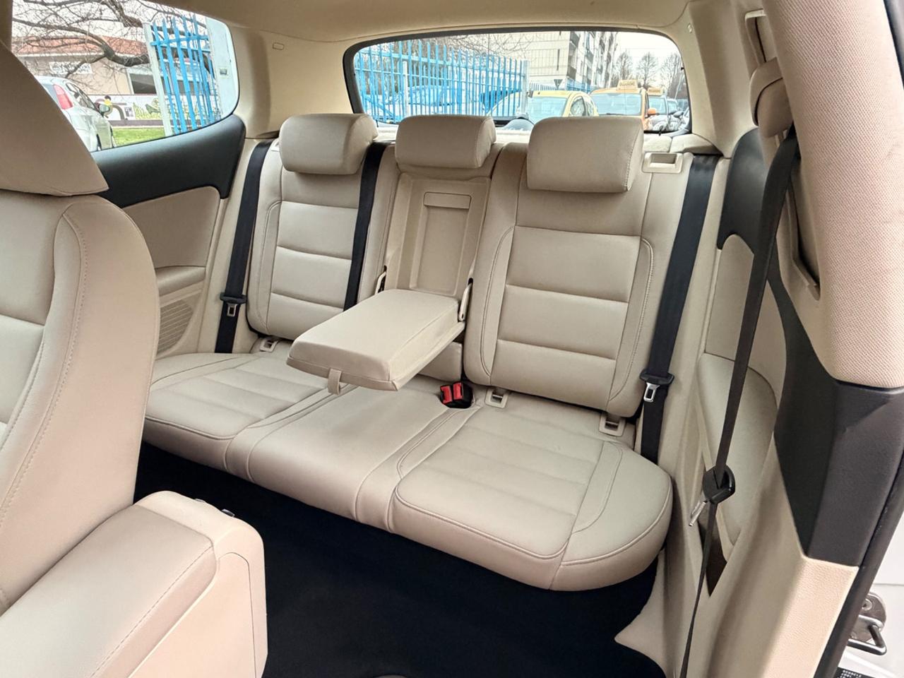 Volkswagen Golf 1.4 TSI 122CV DSG 3p. Highline