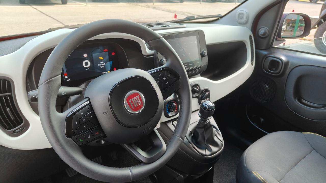 Fiat Panda Cross 1.0 FireFly S&S Hybrid 2025