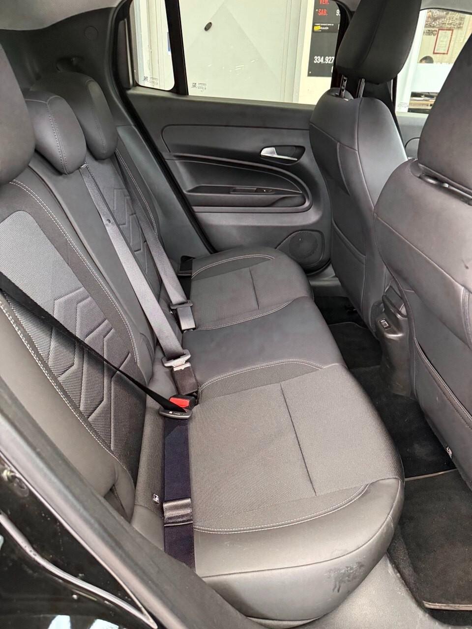 Jeep Avenger 1.2 Turbo 100 CV MHEV Summit