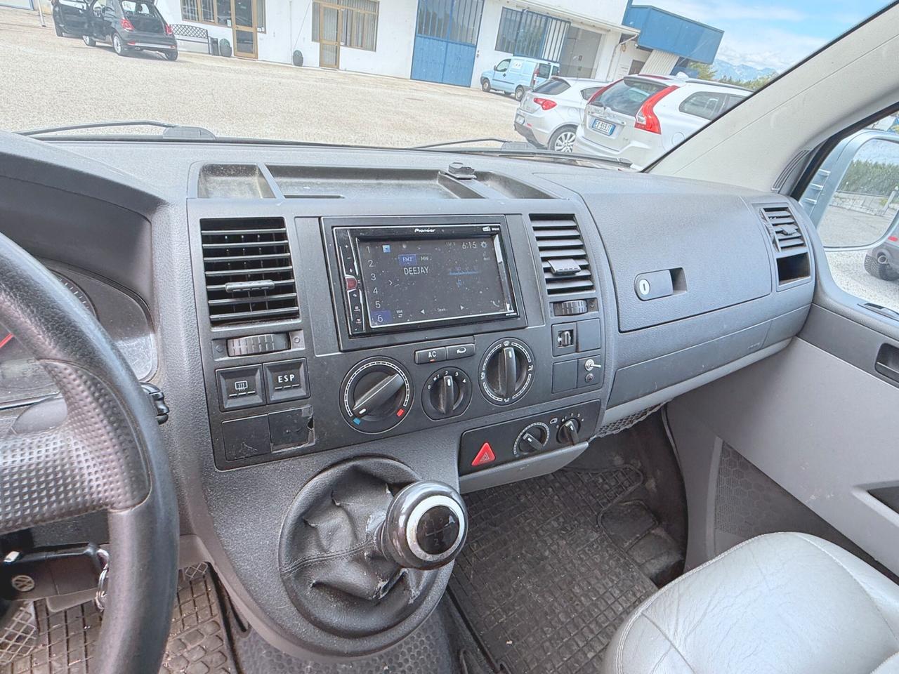 Volkswagen Transporter 2.5 TDI/174CV PC-TM Kombi