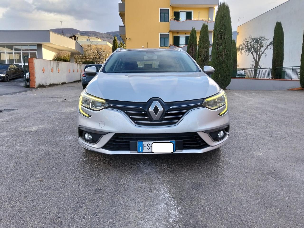 Renault Mégane dCi 110cv 2018 SINISTRATA