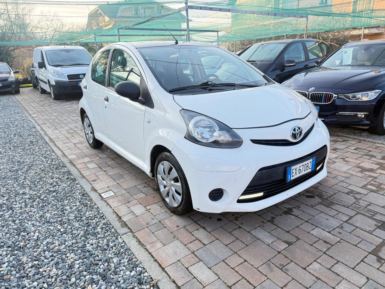 Toyota Aygo 1.0 12V VVT-i 5 porte Cool Soda Connect