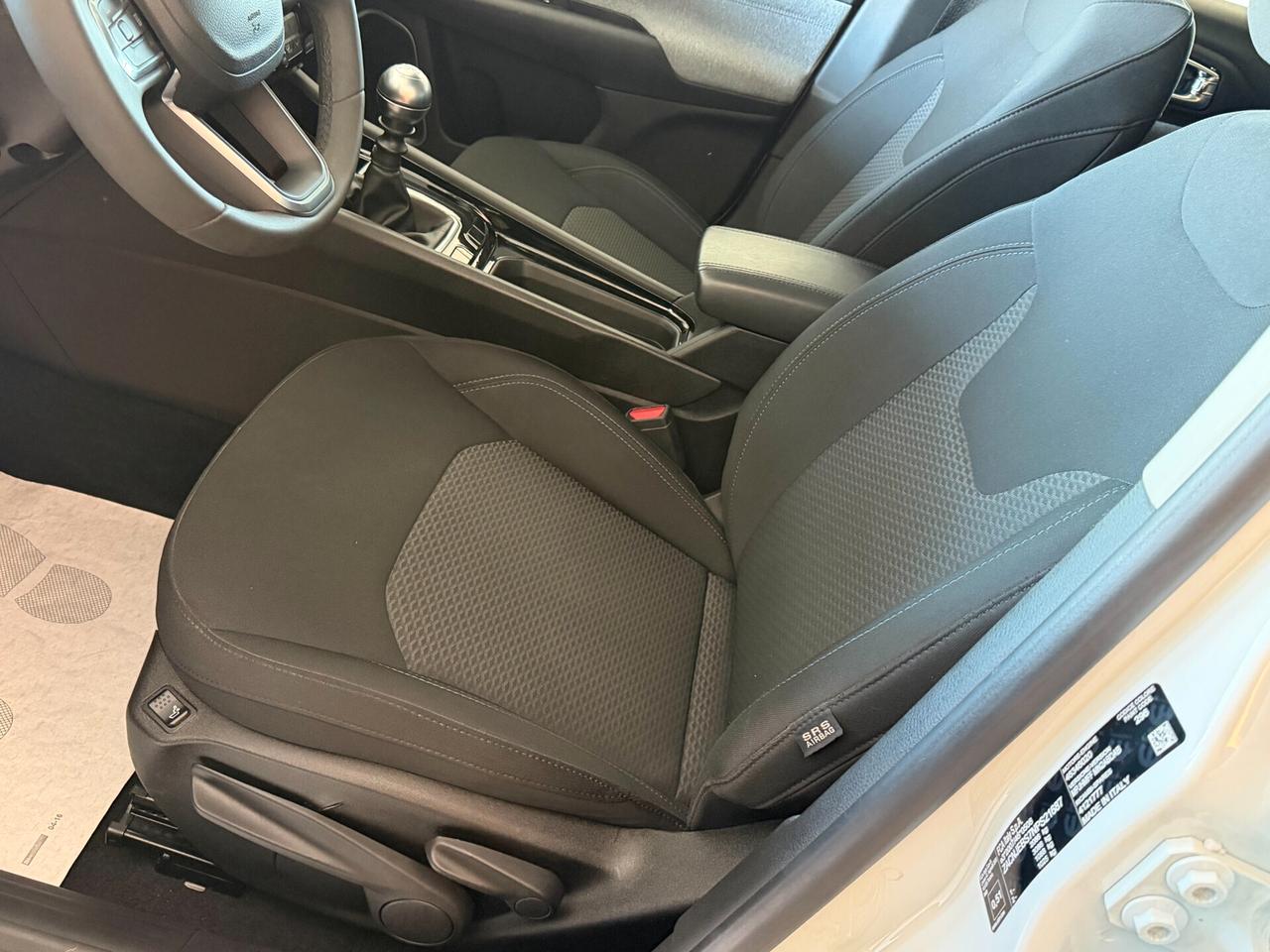 Jeep Compass 2WD 1.6 M.JET 130 cv. BUSINESS (UNav)